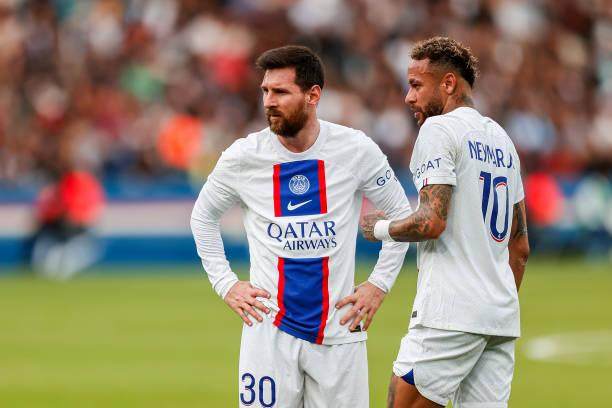 1667090602291013130.jpg 王勤伯:巴黎表演赛,唯独姆巴佩没出彩