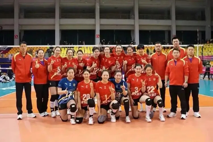 足球比分直播-张籽萱进步不如预期，只因没有顶级教练带！江苏女排应请回沈富麟|二传|李立军|刁琳宇|孙燕|赵勇_新浪体育_新浪新闻