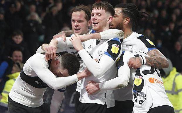 1642494794359072422.jpg 球探体育-传奇前锋或变埃弗顿救星 当主帅的鲁尼是何水平?